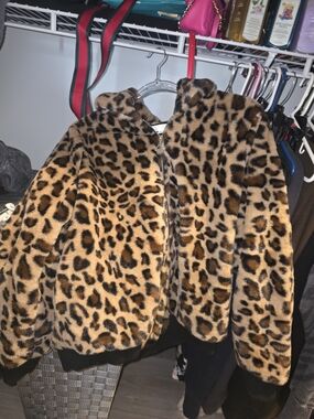 Cloud 10 Leopard Print Faux Fur Bomber Jacket - Tan